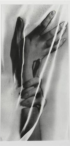 Man-Ray-Mani-1932